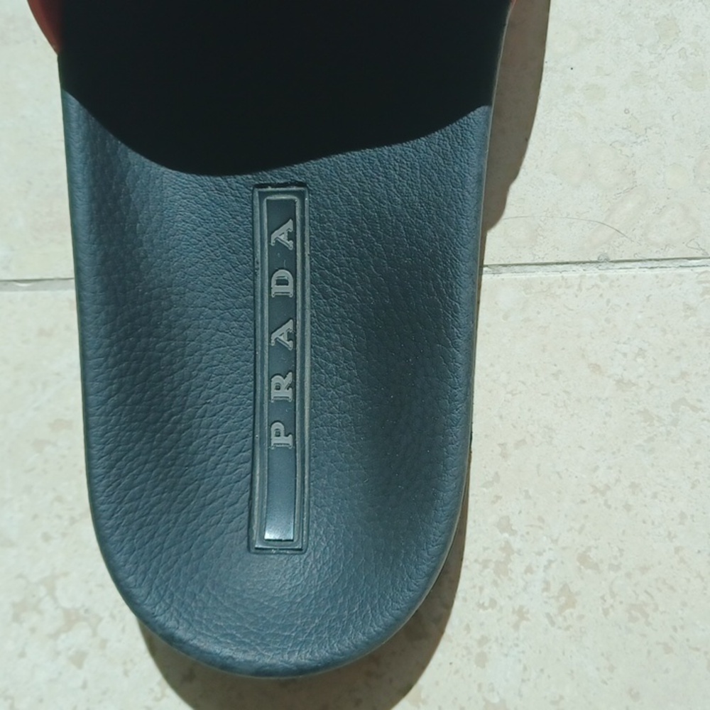 Prada slippers - Picture 2 of 4